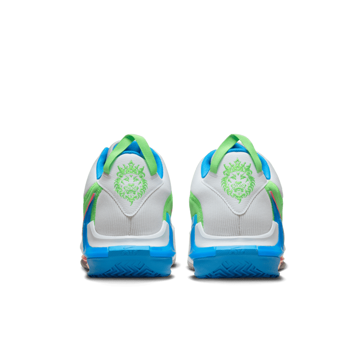 Nike LeBron Witness 7 Basketball Shoes Angle 3