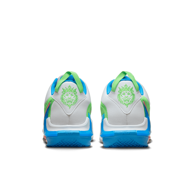 Nike LeBron Witness 7 Basketball Shoes Angle 3