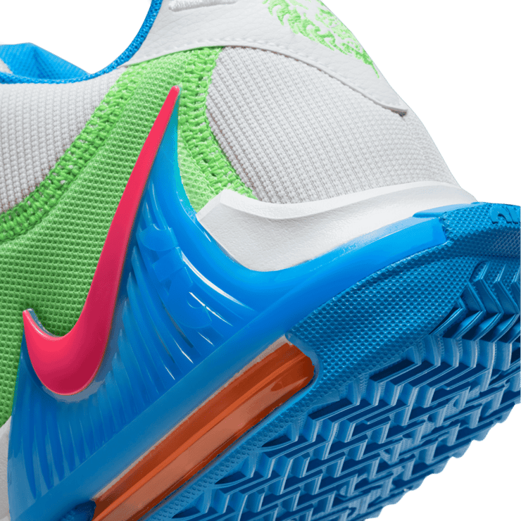 Nike LeBron Witness 7 Basketball Shoes Angle 5