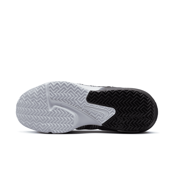 Nike LeBron Witness 7 Basketball Shoes Angle 0