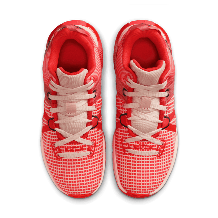 Nike LeBron Witness 7 Basketball Shoes Angle 1