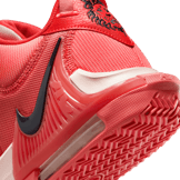 Nike LeBron Witness 7 Basketball Shoes Angle 5