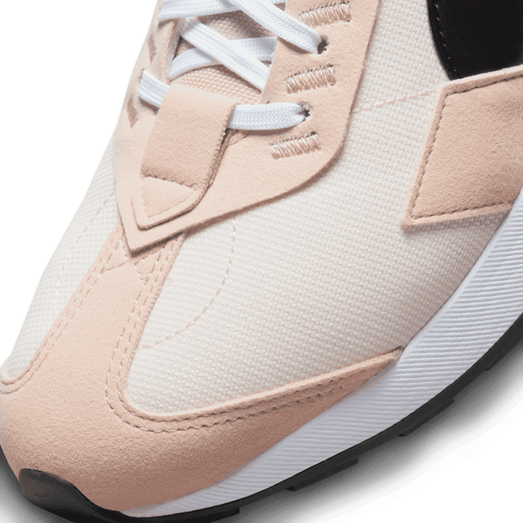Nike Air Max Pre-Day Shoes Angle 4