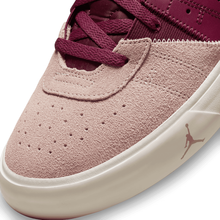 Jordan Series ES Shoes in Red Angle 4