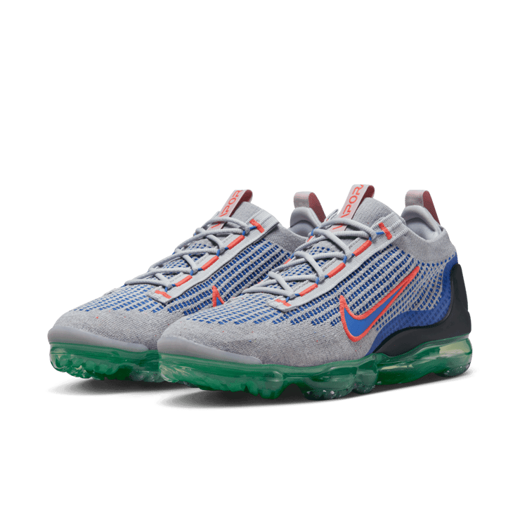 Nike Vapormax 2021 Flyknit Shoes Angle 2