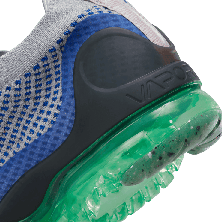Nike Vapormax 2021 Flyknit Shoes Angle 5