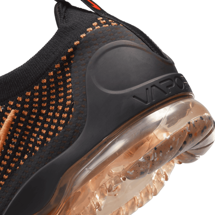 Nike Vapormax 2021 Flyknit Shoes Angle 5