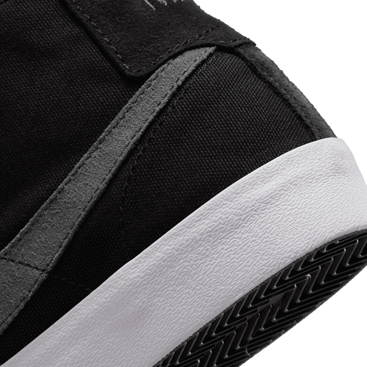 Nike SB Blazer Court Mid Premium Skate Shoes Angle 6