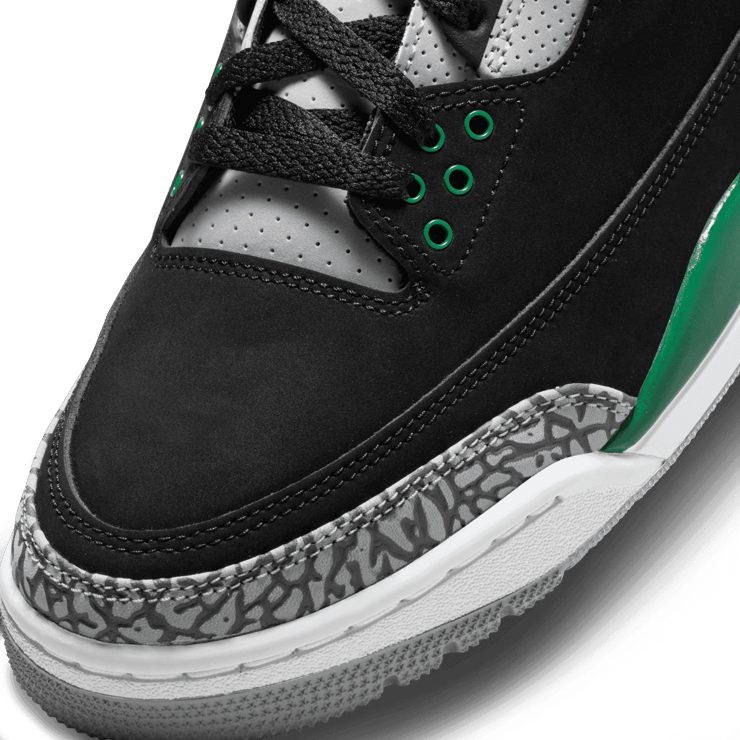 Jordan 3 Retro Pine Green Angle 4
