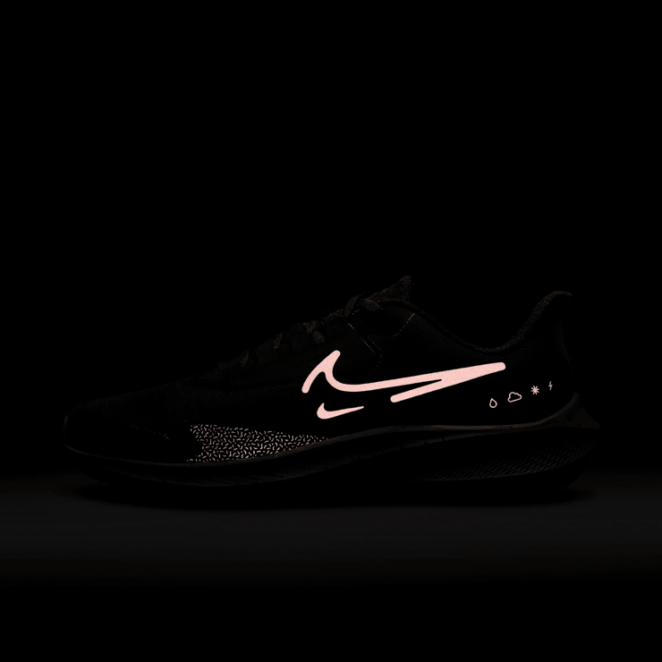 Nike Air Zoom Pegasus 39 Shield Weatherized Road Running Shoes Angle 8