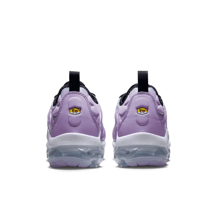 Nike Air VaporMax Plus Shoes Angle 3
