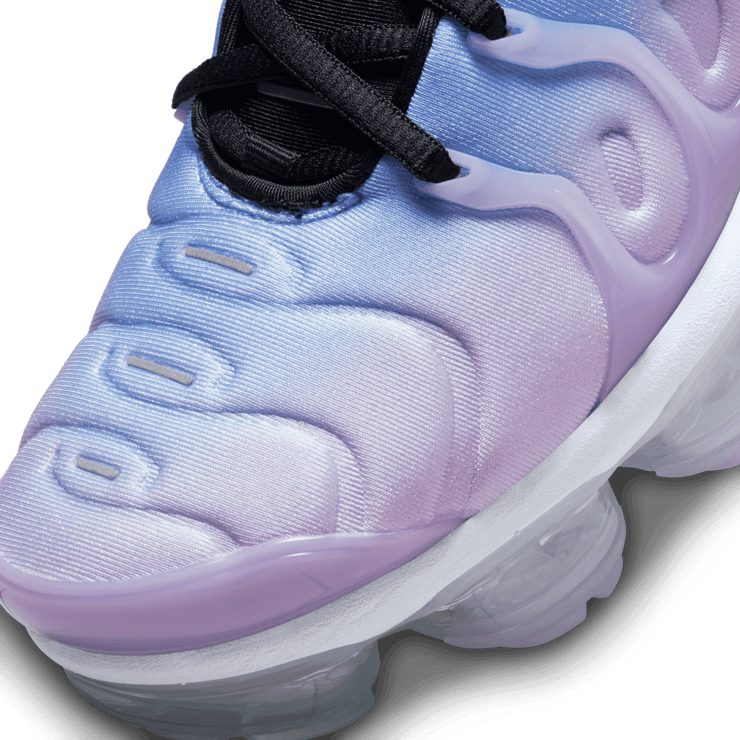 Nike Air VaporMax Plus Shoes Angle 4