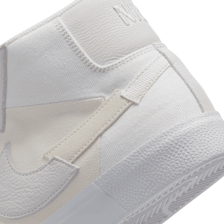 Nike SB Zoom Blazer Mid Premium Skate Shoes Angle 5