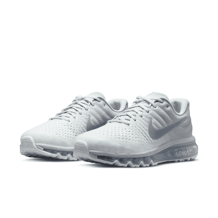Nike Air Max 2017 Shoes Angle 3