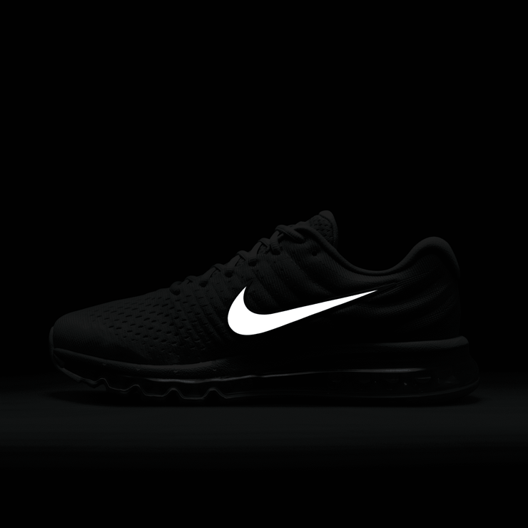 Nike Air Max 2017 Shoes Angle 9