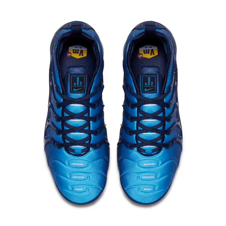 Nike Air VaporMax Plus Shoes Angle 1