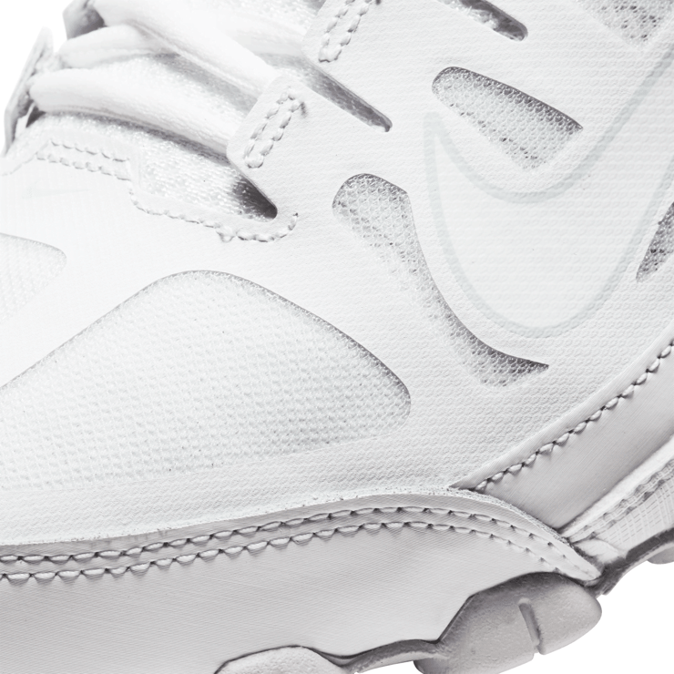 Nike Reax 8 TR White Angle 5