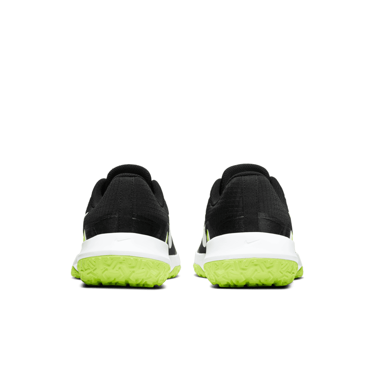 Nike Varsity Compete TR 3 Grey Angle 3