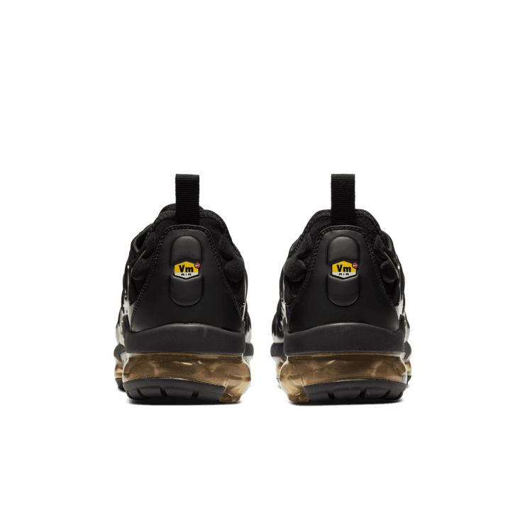 Nike Air VaporMax Plus Shoes Angle 3