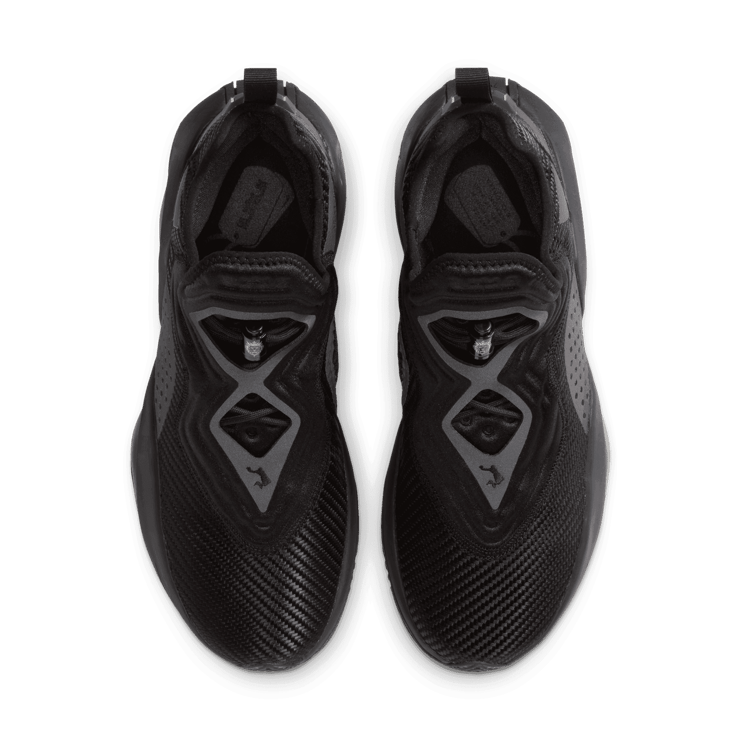 Nike LeBron Soldier 14 Basketball Shoes Angle 1