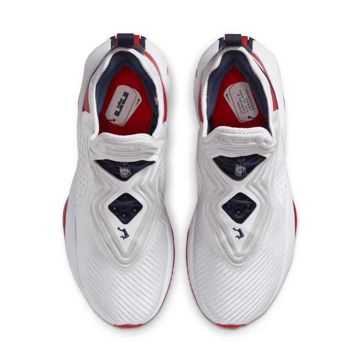 Nike LeBron Soldier 14 Basketball Shoes Angle 1
