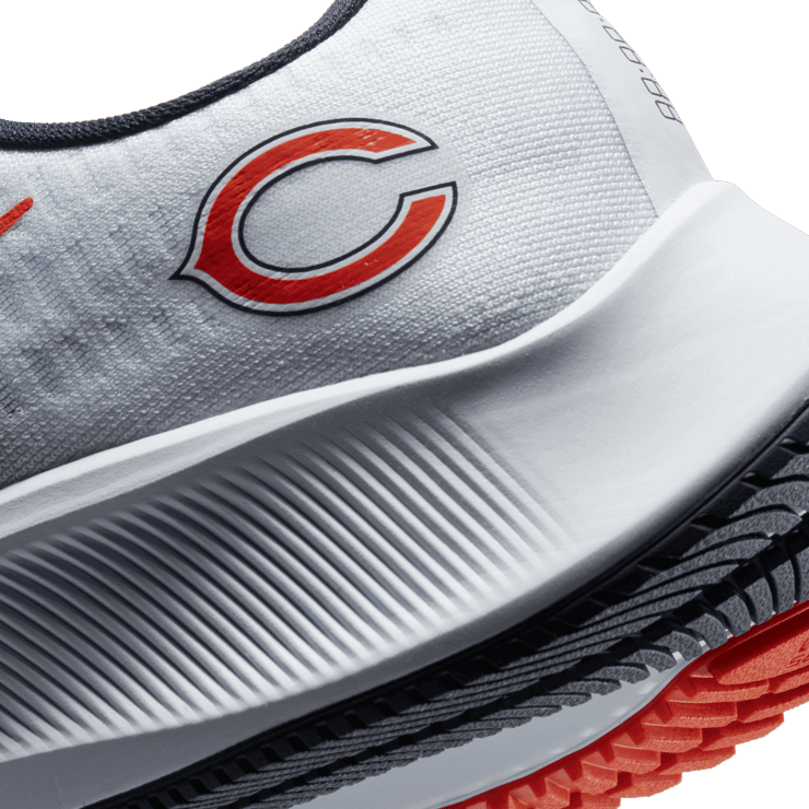 Nike Air Zoom Pegasus 37 (Chicago Bears) Running Shoes Angle 5