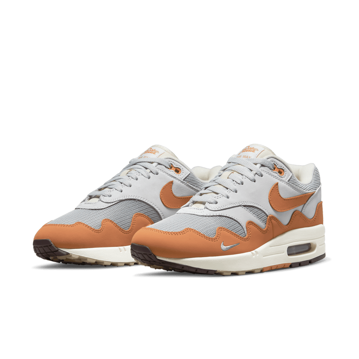 Nike Air Max 1 Patta Waves Monarch Angle 2