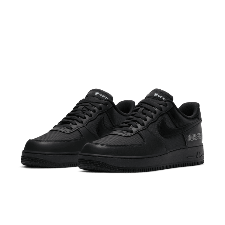 Nike Air Force 1 GTX Shoes Angle 2