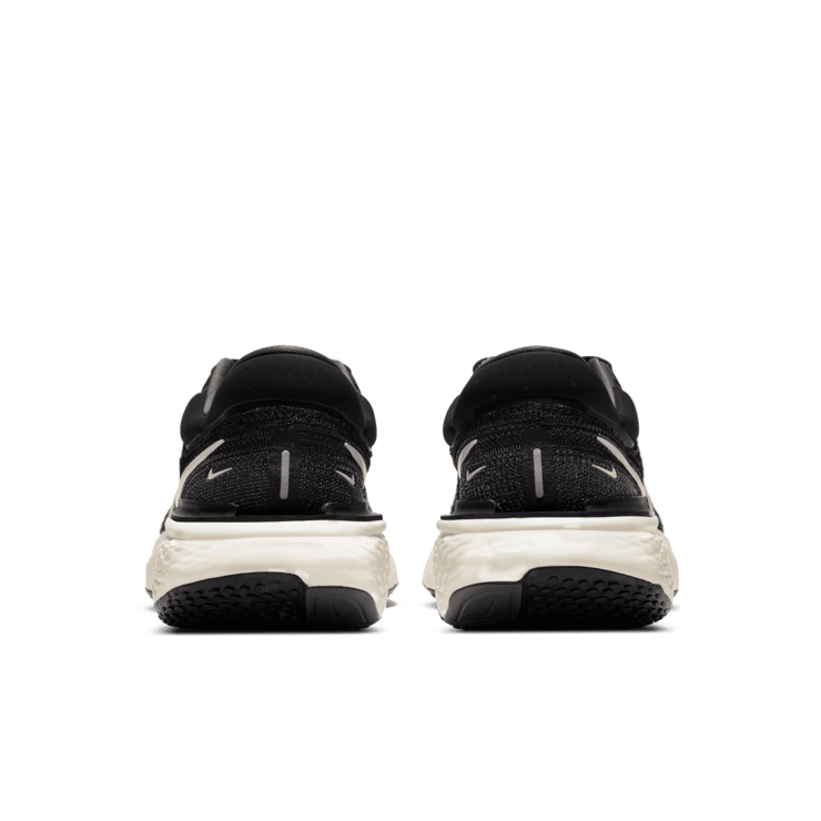 Nike ZoomX Invincible Run Flyknit Road Running Shoes Angle 3