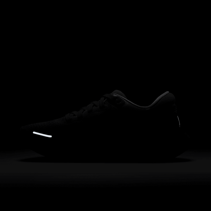 Nike ZoomX Invincible Run Flyknit Road Running Shoes Angle 8