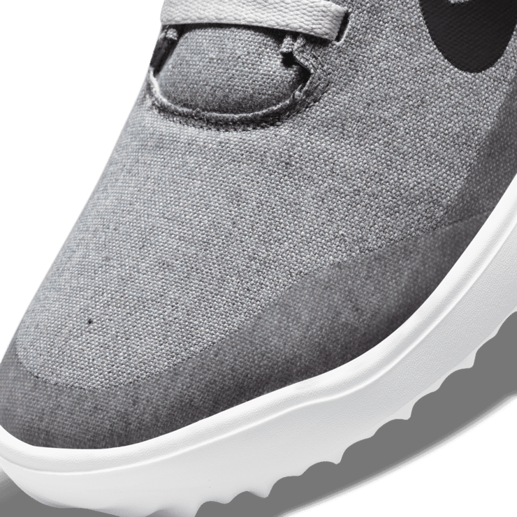 Nike Victory G Lite Golf Shoes Angle 4