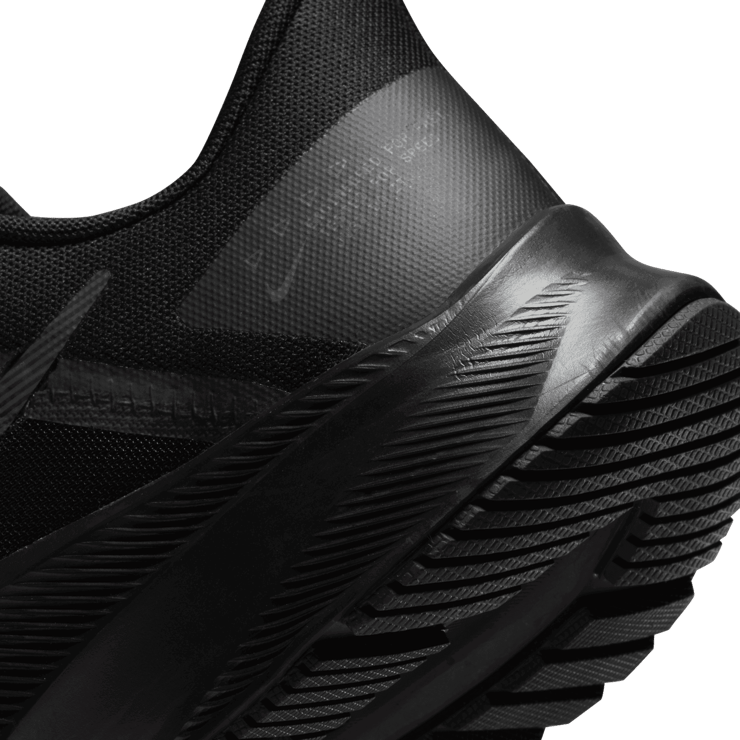 Nike Quest 4 Road Running Shoes Angle 5