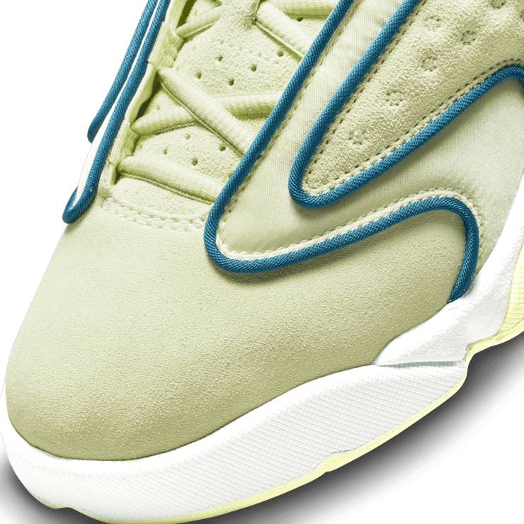 Air Jordan OG Shoes in Green Angle 4