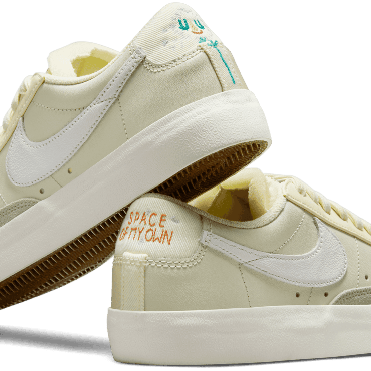 Nike Blazer Low '77 Shoes Angle 6