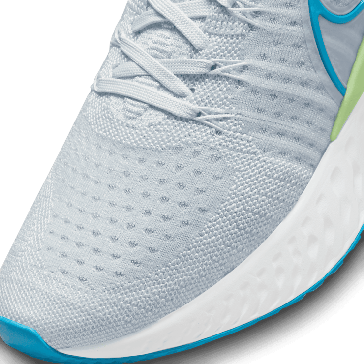 Nike Infinity React 2 Road Running Shoes Angle 4