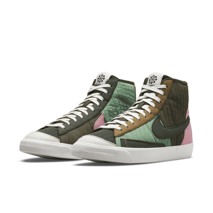 Nike Blazer Mid '77 Premium Shoes Angle 2