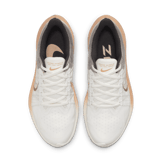 Nike Winflo 8 Premium Road Running Shoes Angle 1