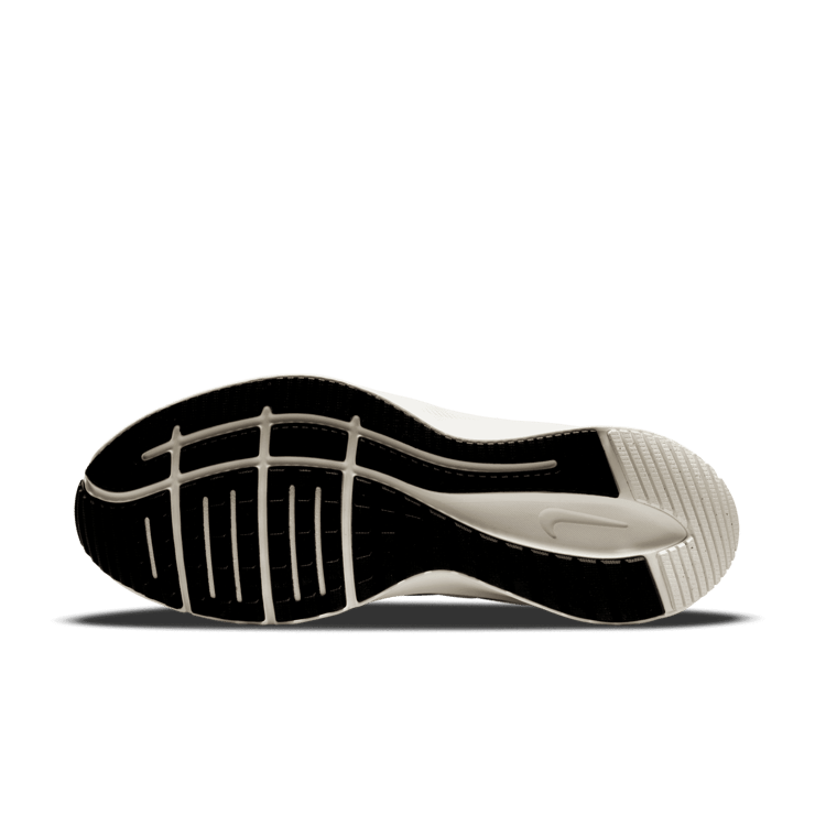 Nike Quest 4 Premium Road Running Shoes Angle 0