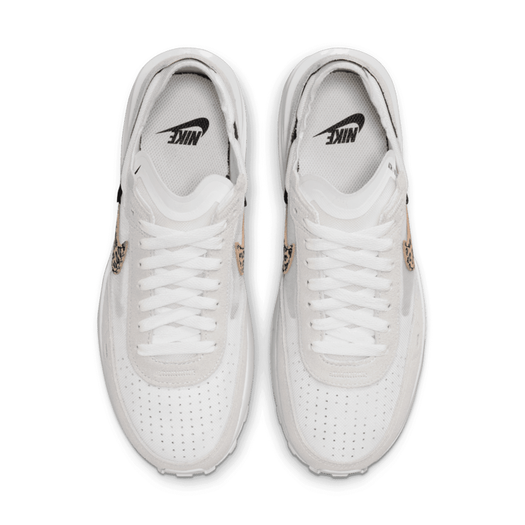 Nike Waffle One SE Shoes Angle 1