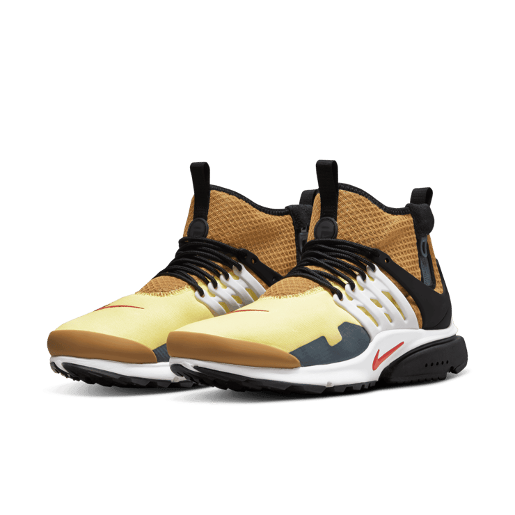 Nike Air Presto Mid Utility Shoes Angle 2