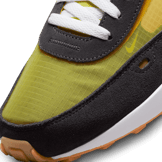 Nike Waffle One SE Shoes Angle 4