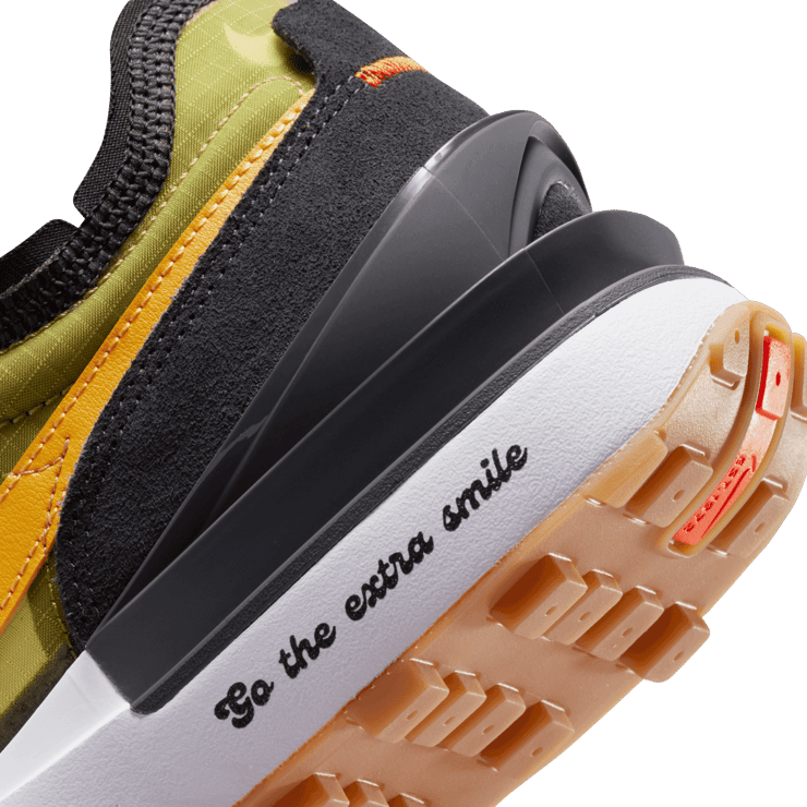 Nike Waffle One SE Shoes Angle 5