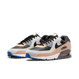 Nike Air Max 90 SE Shoes Angle 2