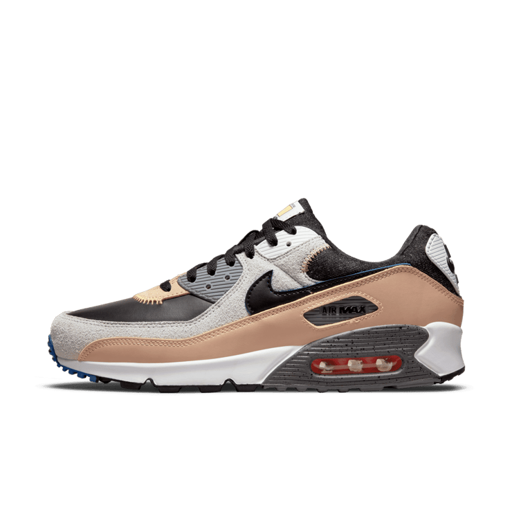 Nike Air Max 90 SE Shoes Angle 8