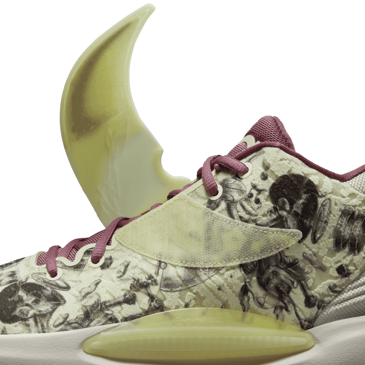 Nike KD14 Basketball Shoes Angle 6