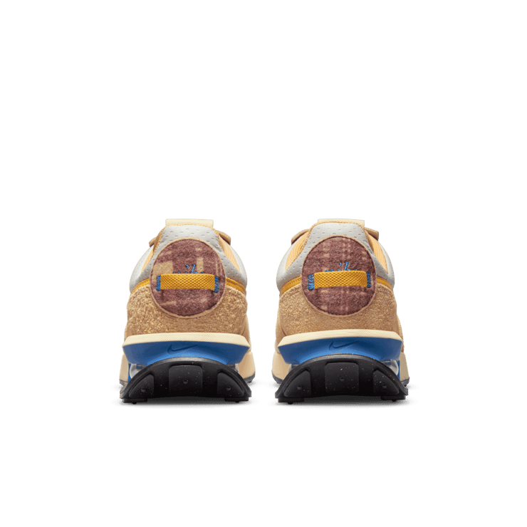 Nike Air Max Pre-Day Shoes Angle 3