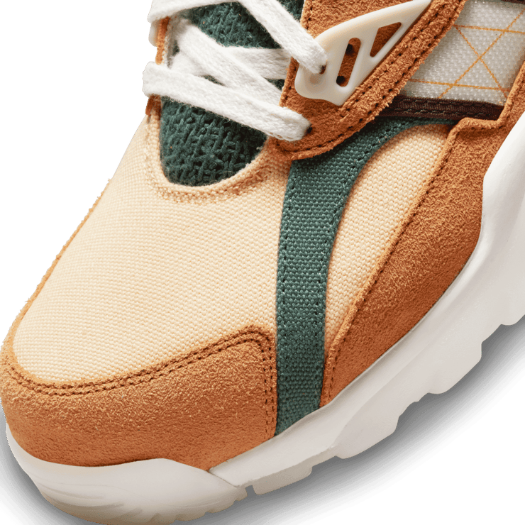 Nike Air Trainer SC High Shoes Angle 4
