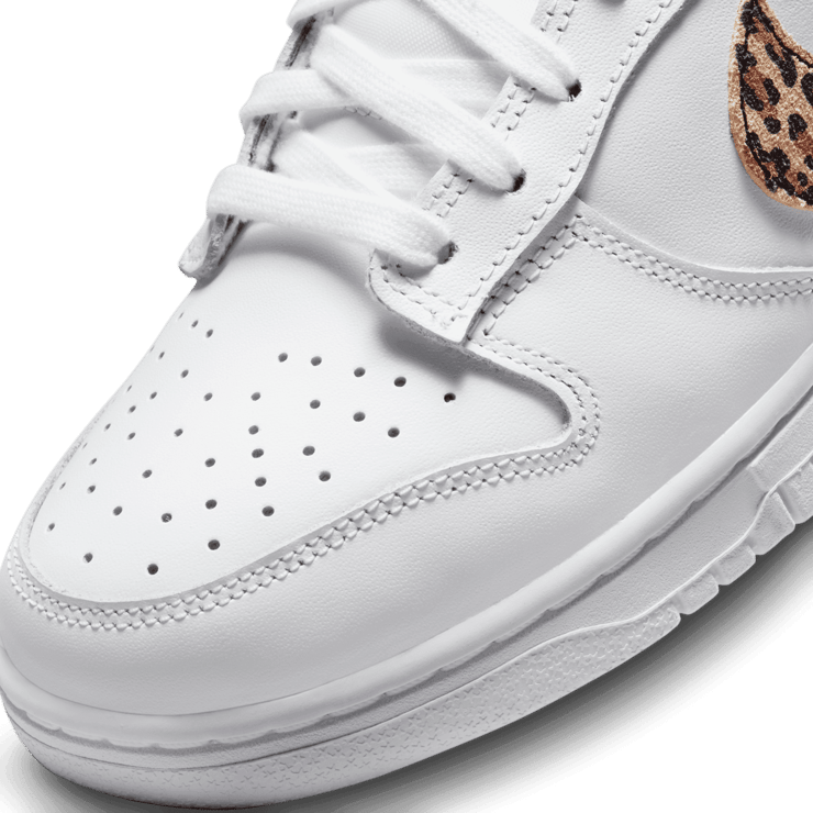 Nike Dunk Low SE Animal Instinct White (W) Angle 4