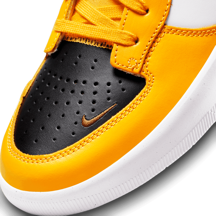 Nike SB Force 58 Premium Skate Shoes Angle 4