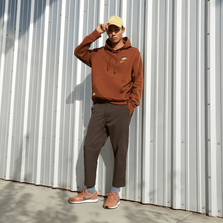 Nike Venture Runner Shoes Angle 8